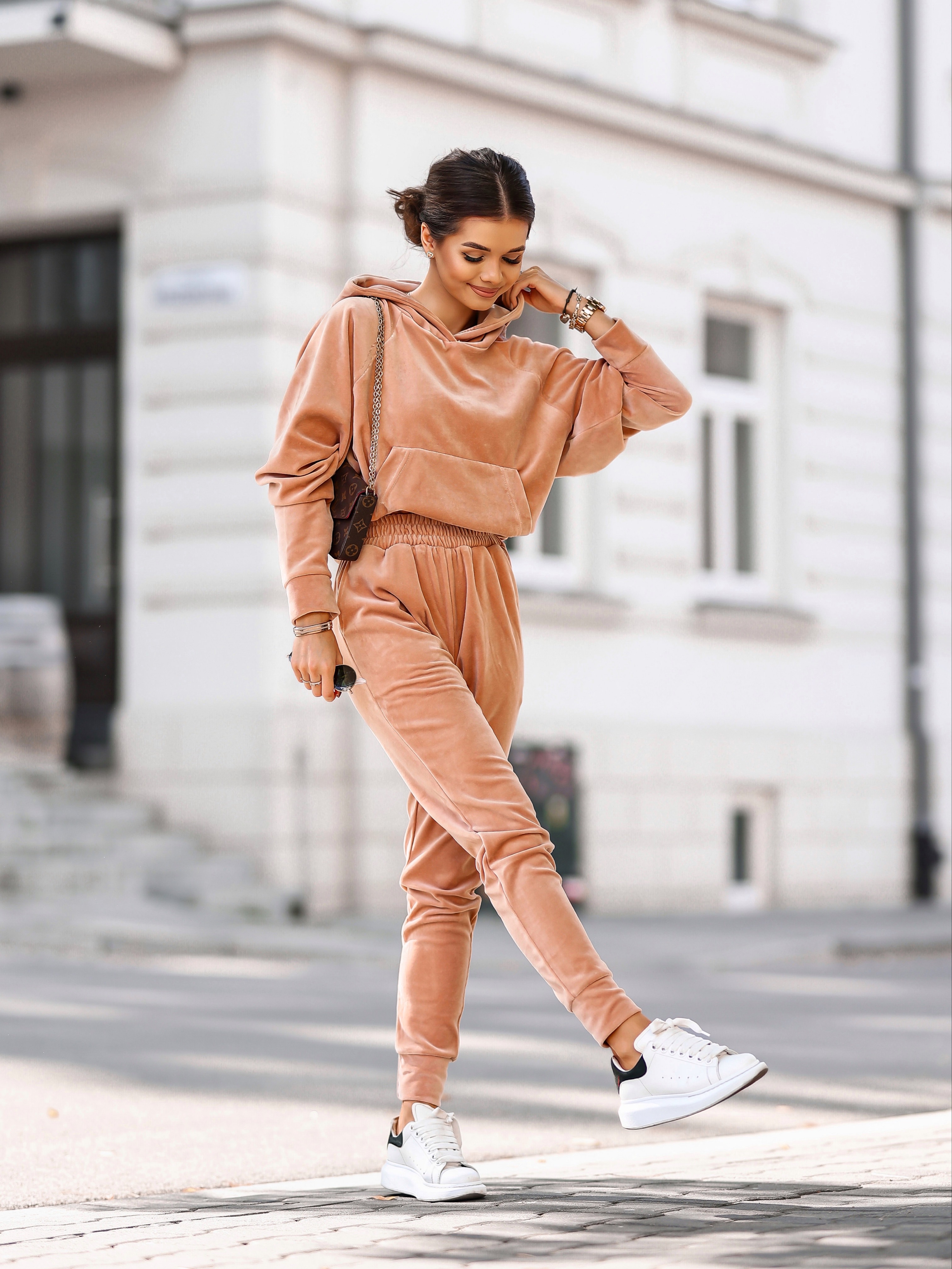 Komplet welurowy Lauren camel - Rozmiar: S