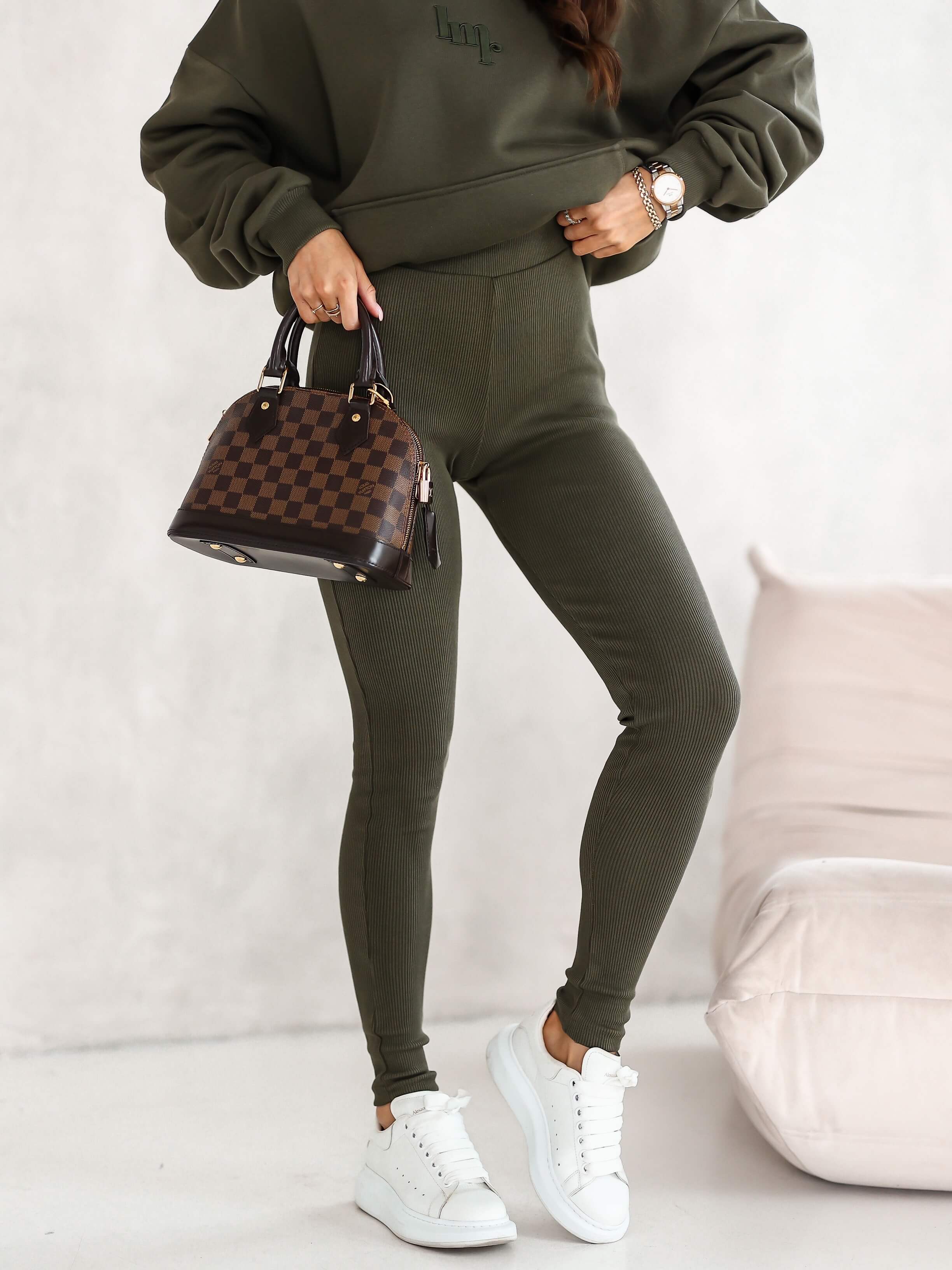 Leginsy prążkowane khaki - Rozmiar: XS