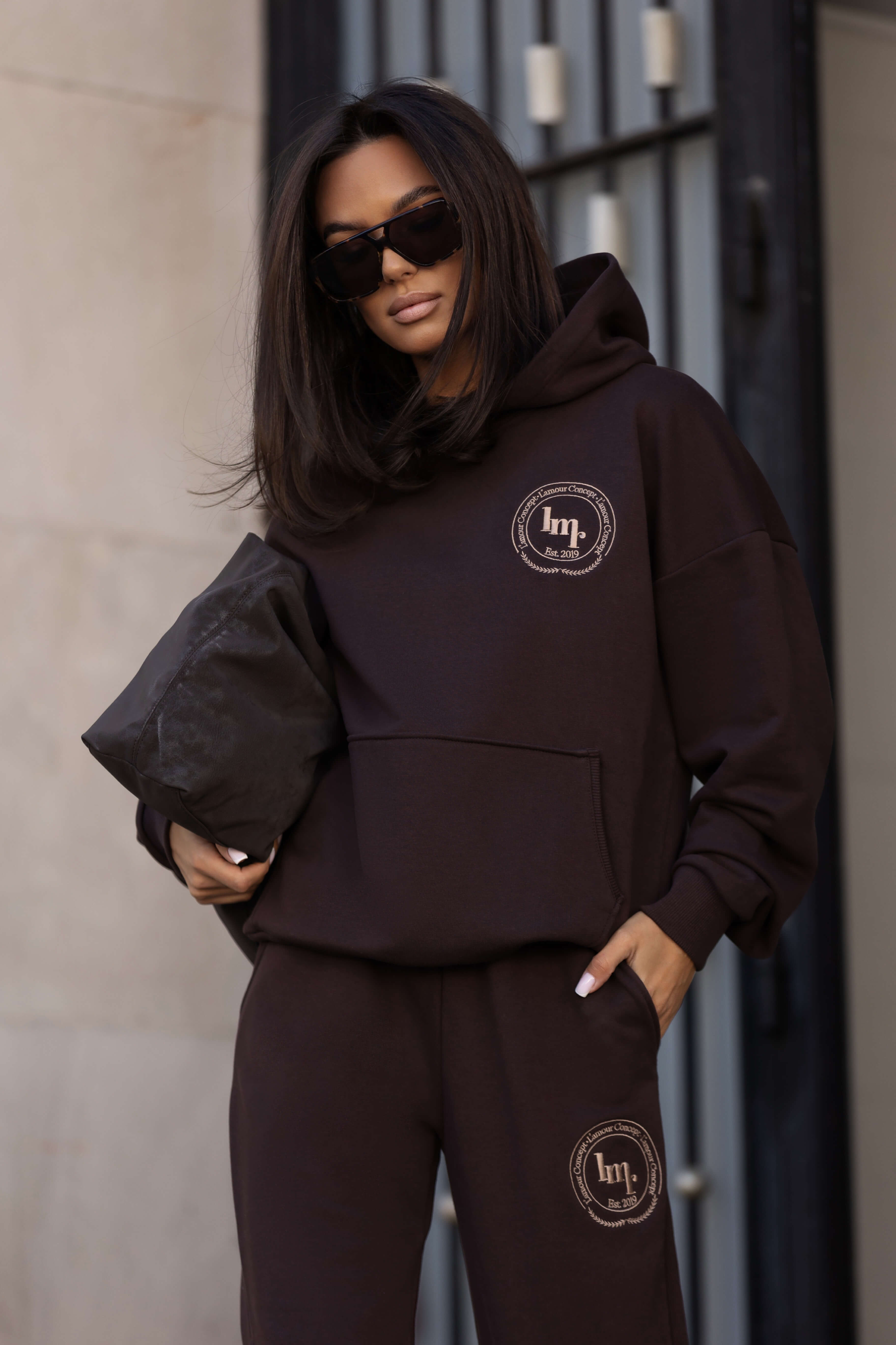 Komplet dresowy Chill Flow chocolate - Rozmiar: XS