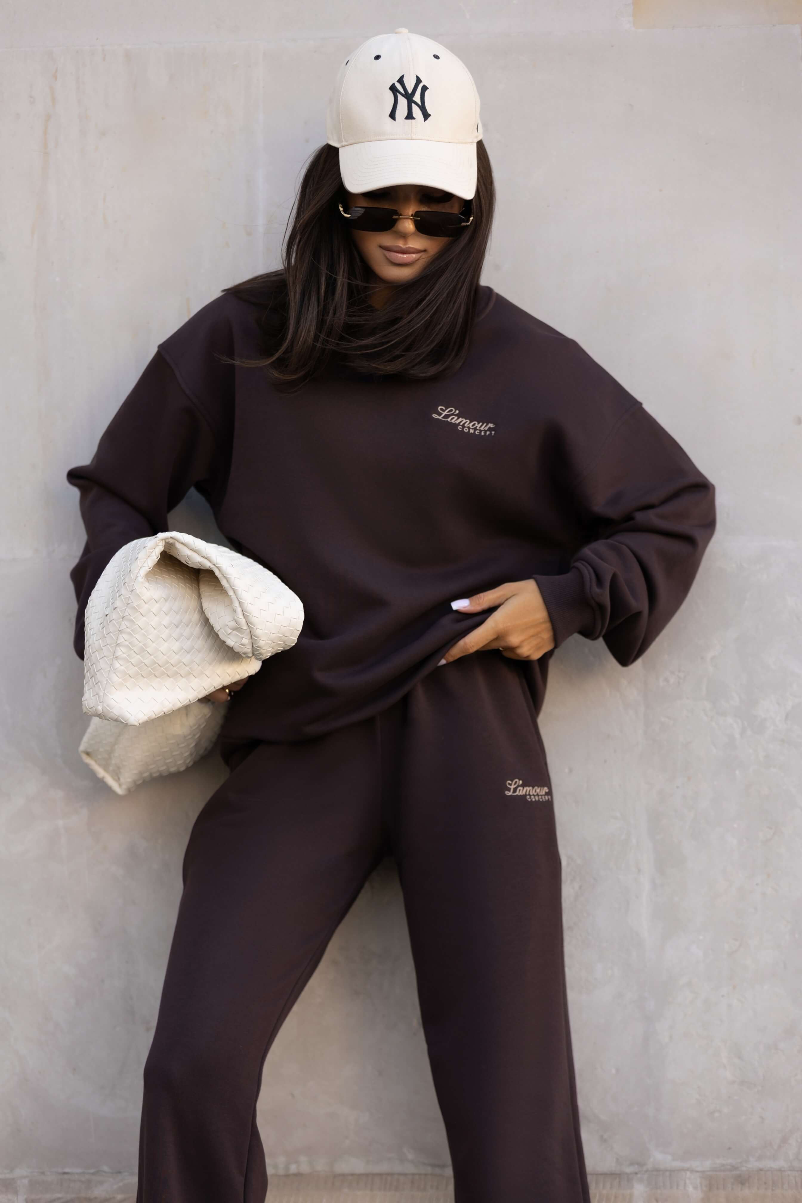 Komplet dresowy Pure Comfort chocolate - Rozmiar: XS